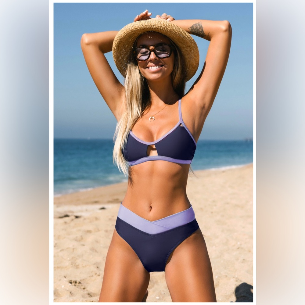 Cupshe Bikini Top NWT
Lavender Dream Keyhole Bikini Top
M / Lavendar